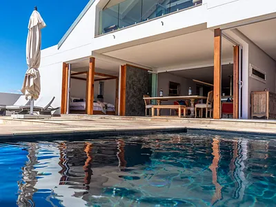 3 Bedroom House For Sale in Grotto Bay - img