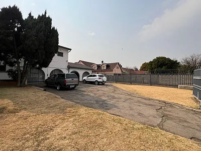 15 Bedroom House For Sale in Boksburg - Qj30.webp