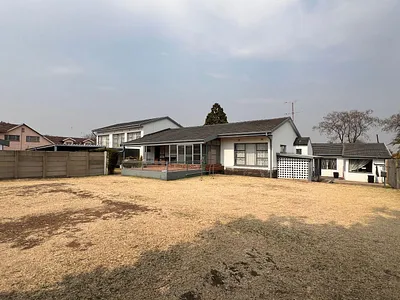 15 Bedroom House For Sale in Boksburg - rxOl.webp