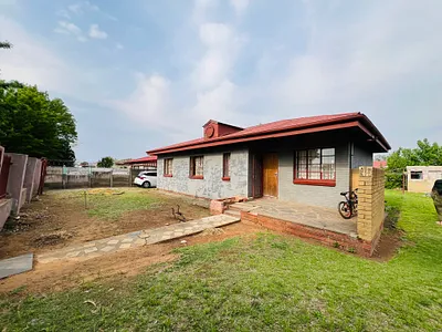 7 Bedroom House For Sale in Vereeniging - img