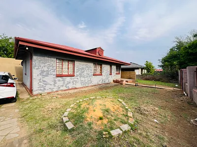 7 Bedroom House For Sale in Vereeniging - jgg0.webp