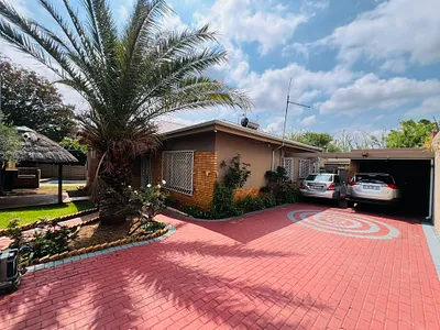 3 Bedroom House For Sale in Johannesburg - 5HgD.webp