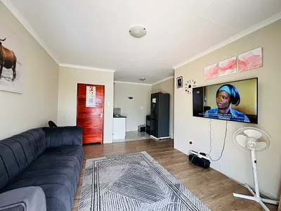 3 Bedroom House For Sale in Randburg - H5ID.webp