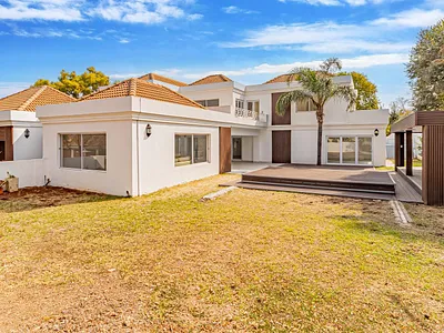 4 Bedroom House For Sale in Sandton - img