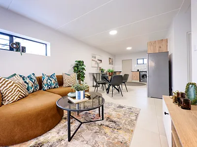 2 Bedroom Apartment To Rent in Roodepoort - img