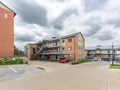 2 Bedroom Apartment To Rent in Midrand - k8hH.webp