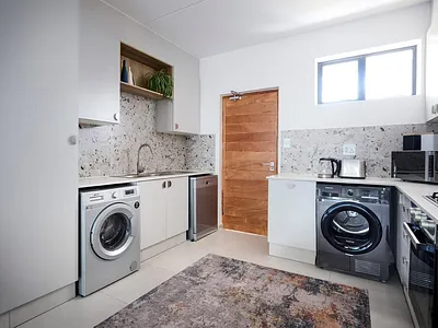 2 Bedroom Apartment To Rent in Sandton - l7jo.webp
