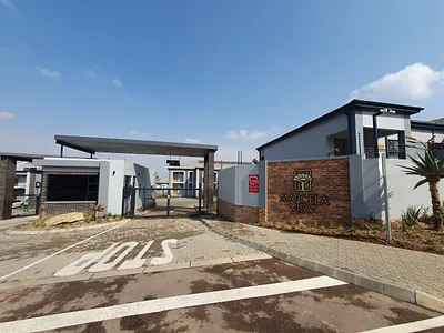 2 Bedroom Apartment To Rent in Sandton - QqK8.webp