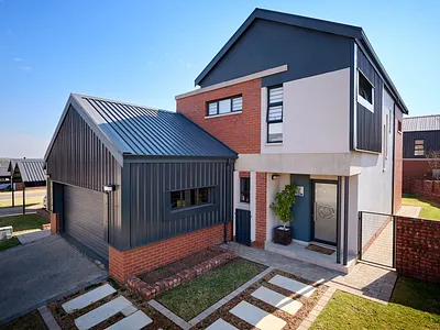 4 Bedroom Apartment For Sale in Randburg - 2WaY.webp