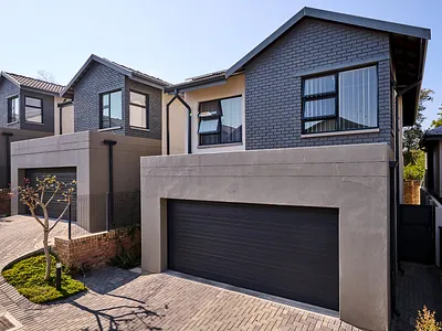 4 Bedroom Apartment For Sale in Sandton - img