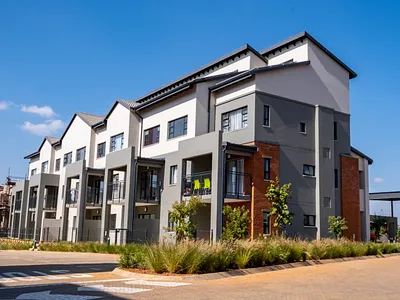 1 Bedroom Apartment To Rent in Roodepoort - img