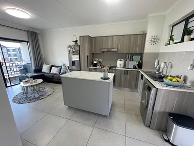 1 Bedroom Apartment For Sale in Randburg - W5pU.webp