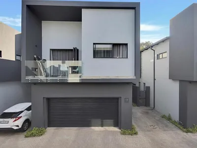 4 Bedroom House For Sale in Sandton - ZegJ.webp