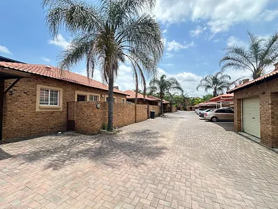 2 Bedroom Apartment For Sale in Centurion - 46Vn.webp