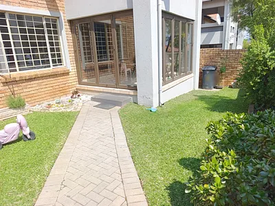 2 Bedroom Townhouse For Sale in Centurion - img