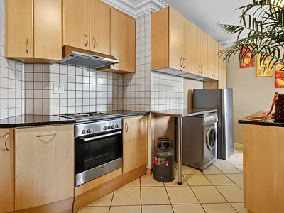 2 Bedroom Apartment To Rent in Gordons Bay - img