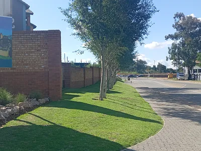 2 Bedroom Apartment To Rent in Midrand - vLER.webp