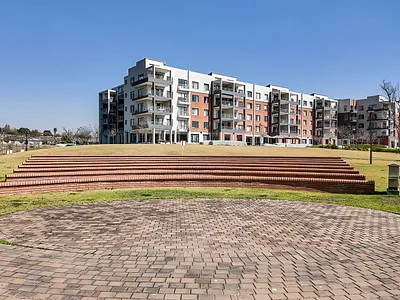 2 Bedroom Apartment For Sale in Pretoria - MT8r.webp