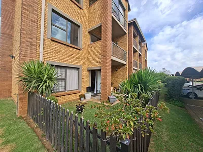 2 Bedroom Apartment To Rent in Kempton Park - 5tb5.webp
