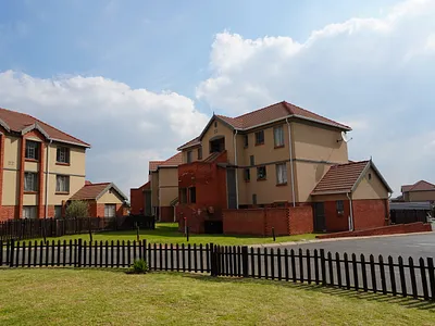 1 Bedroom Apartment To Rent in Kempton Park - Yq1K.webp