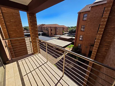 1 Bedroom Townhouse To Rent in Pretoria - SA0O.webp