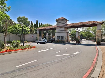 3 Bedroom Apartment For Sale in Sandton - tULT.webp