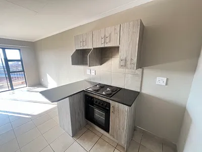 2 Bedroom Apartment To Rent in Pretoria - ob7o.webp