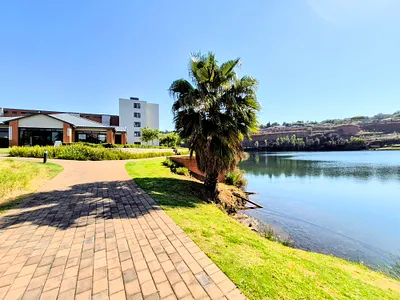 2 Bedroom Apartment To Rent in Pretoria - 2Tjq.webp