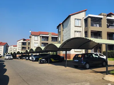 2 Bedroom Apartment For Sale in Germiston - uGfU.webp