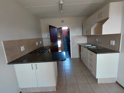 2 Bedroom Apartment To Rent in Midrand - dRBQ.webp