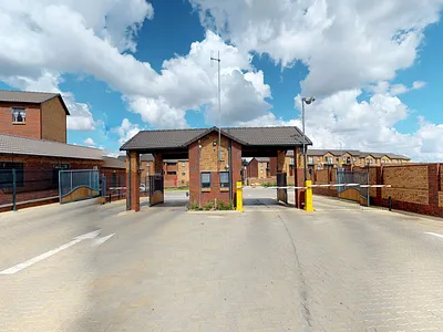 2 Bedroom Apartment To Rent in Johannesburg - YUos.webp