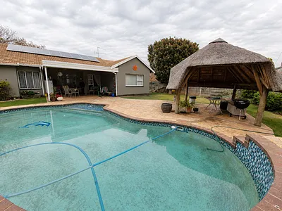 4 Bedroom House For Sale in Kempton Park - img
