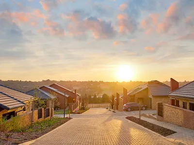 2 Bedroom Townhouse For Sale in Randburg - GQ3d.webp