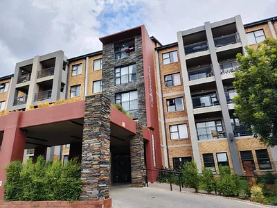 1 Bedroom Apartment To Rent in Randburg - 3UL1.webp