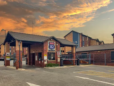 2 Bedroom Apartment To Rent in Johannesburg - oCOb.webp