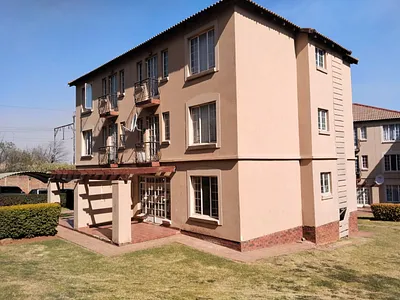 2 Bedroom Apartment To Rent in Germiston - aztH.webp