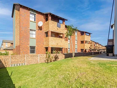2 Bedroom Apartment To Rent in Johannesburg - mFbc.webp