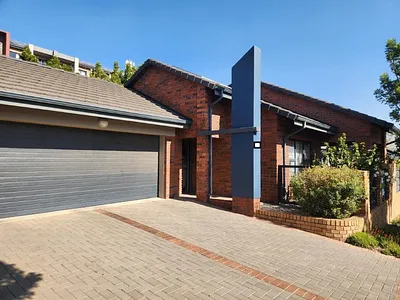 3 Bedroom Townhouse For Sale in Randburg - ohXS.webp