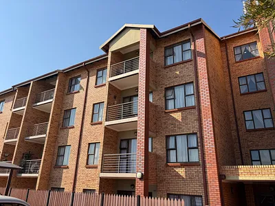 2 Bedroom Apartment For Sale in Centurion - v3hm.webp