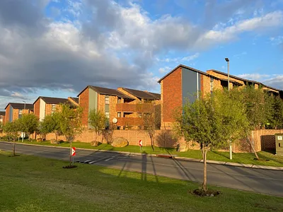 2 Bedroom Apartment To Rent in Johannesburg - mhMu.webp