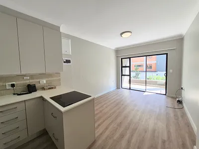 1 Bedroom Apartment To Rent in Waterkloof Estate, Pretoria - petb.webp