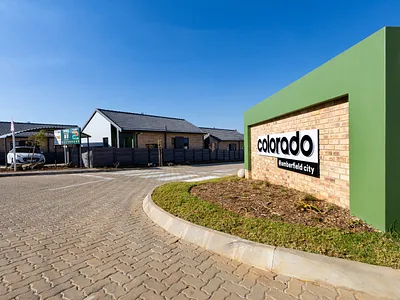 3 Bedroom Townhouse To Rent in Centurion - QUuS.webp