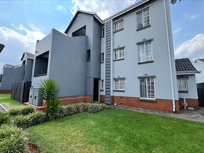 2 Bedroom Apartment To Rent in Benoni - t0Ed.webp