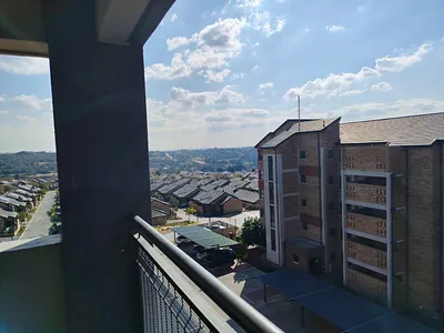 1 Bedroom Apartment To Rent in Randburg - 1HQl.webp