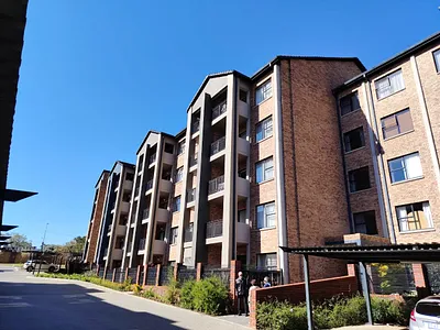 2 Bedroom Apartment To Rent in Randburg - HvJ0.webp