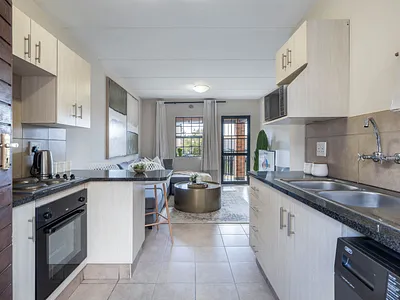 2 Bedroom Apartment To Rent in Midrand - wBDV.webp