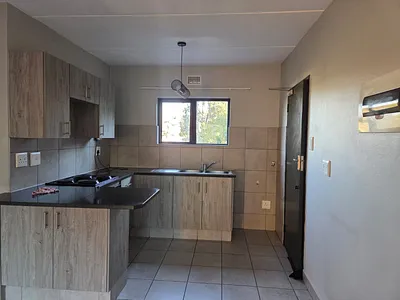 2 Bedroom Apartment To Rent in Pretoria - 0ow6.webp