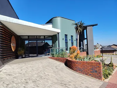 1 Bedroom Apartment To Rent in Randburg - RnVy.webp
