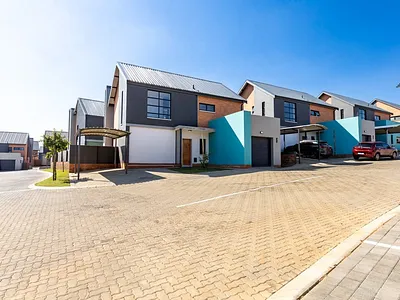3 Bedroom Apartment To Rent in Centurion - HwC5.webp