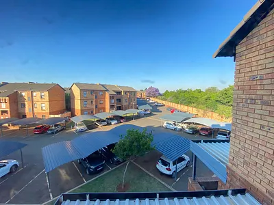 2 Bedroom Apartment For Sale in Pretoria - hWJ2.webp